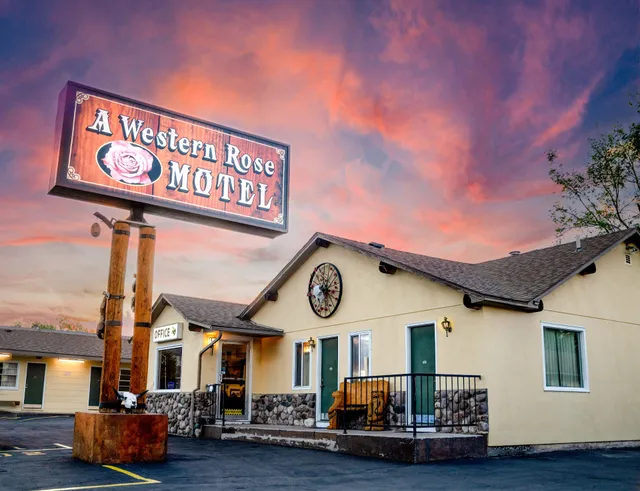 A Western Rose Motel | Cody Wyoming Hotels
