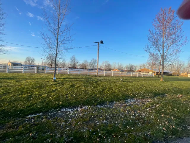 Friendship Park Lake