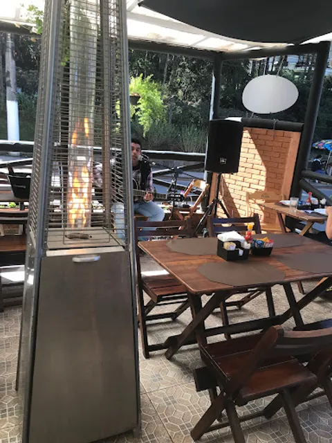 Restaurante Divino's Bistro