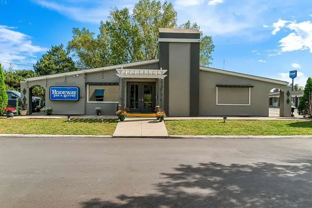Rodeway Inn & Suites Saginaw I-675