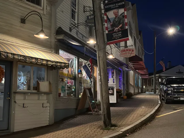 Boothbay Harbor Mart & Country Store