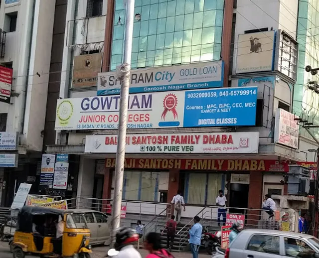 Balaji Santosh Family Dhaba 100% Veg