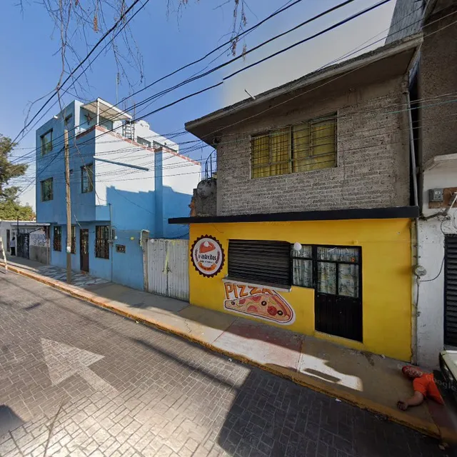 Expendio de pan de "Pastelería Ideal"