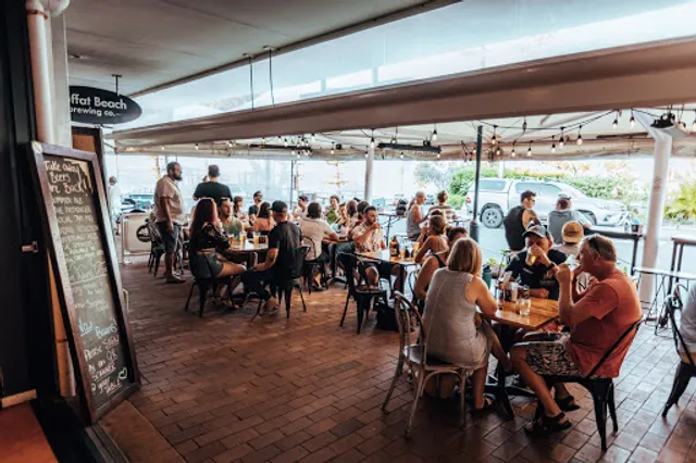 Moffat Beach Brewing Co. Beachside