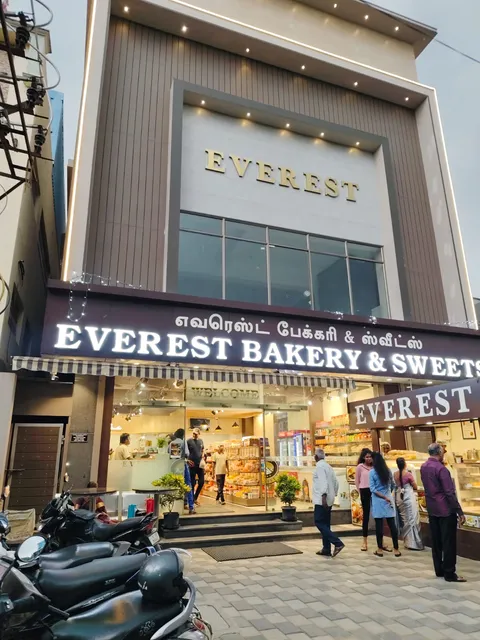 KRUMBERY BISTRO & CAFE