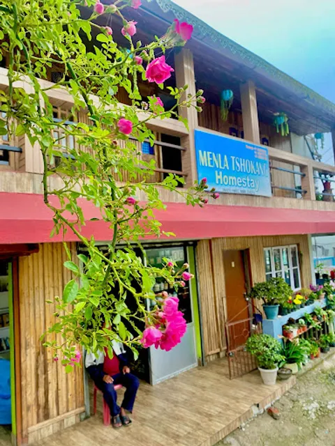 Menla Tshokang Restaurant & Homestay
