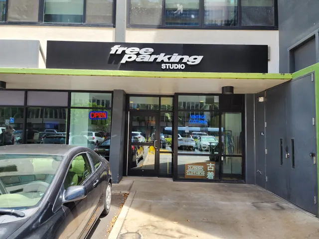 Free Parking Studio