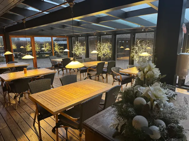 Viesnīca un restorāns Aparjods