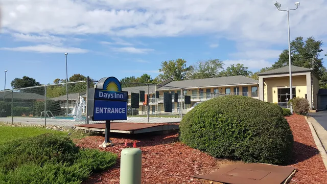Days Inn by Wyndham Rockingham