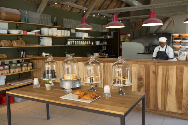 LUST Bistro & Bakery