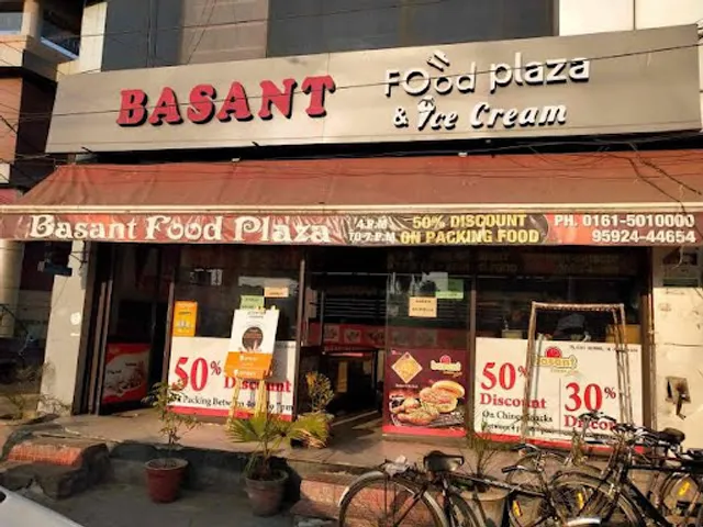 Basant Fast Food Buffet At Malhar Road