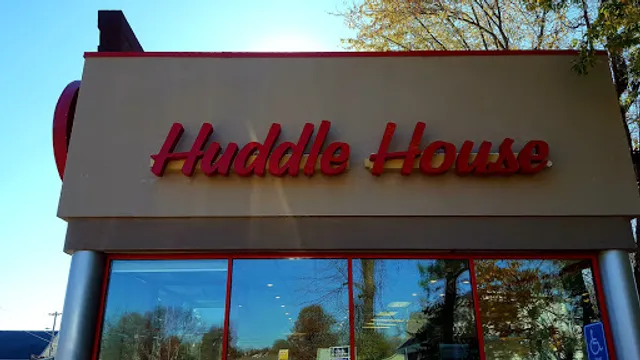 Huddle House