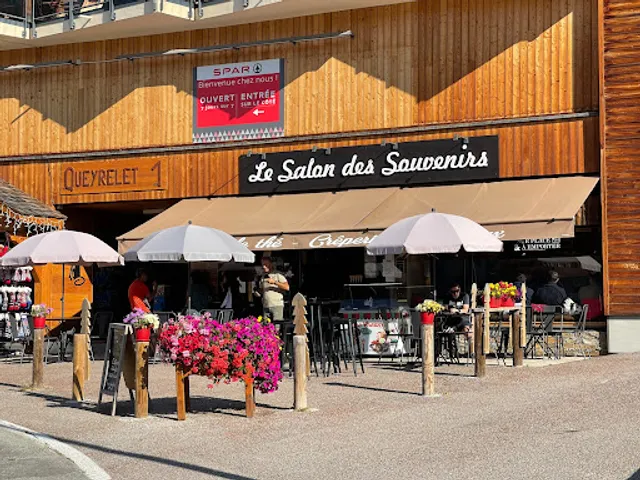 Le Salon des Souvenirs