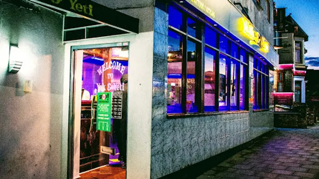 Yak and Yeti, Southend