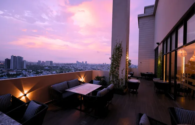 Rhythm Gurugram - Hotel & Suites