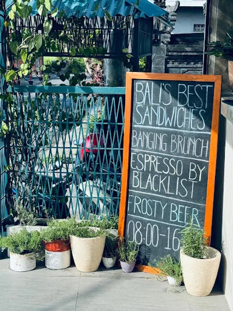 Tucker - Sandwich & Cocktail Bar