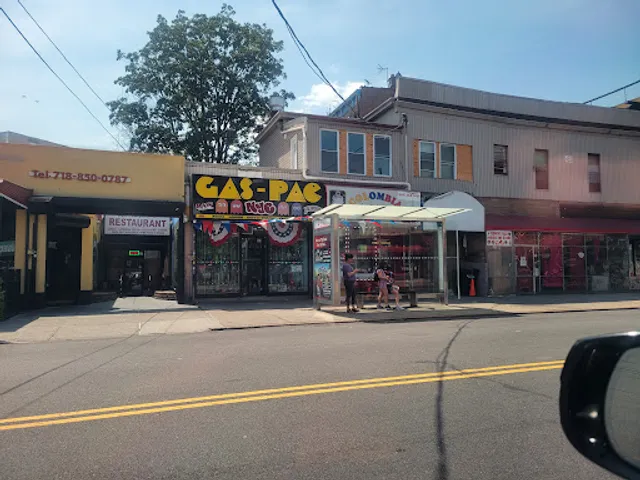 Colombia La Dulce II Bakery