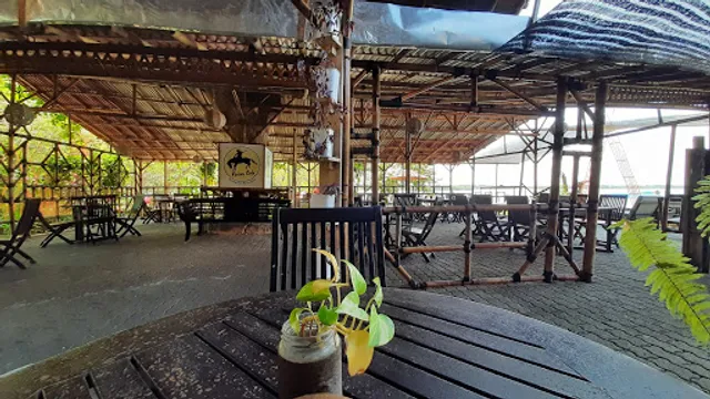 Rodeoz Cafe Elty Krakatoa