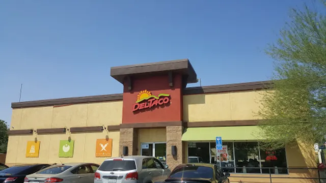 Del Taco