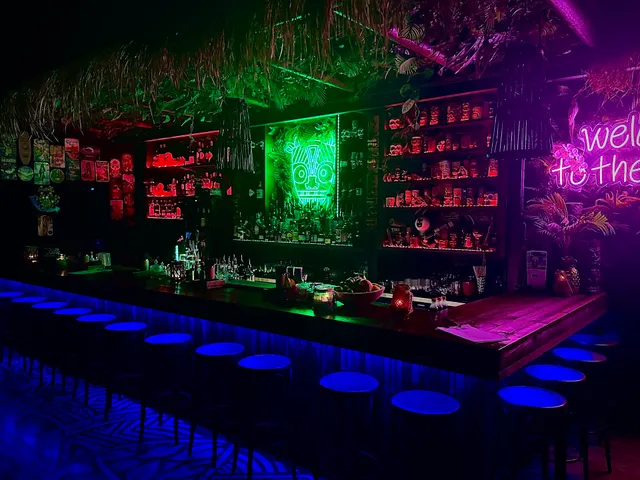 Tiki Tiki Bar