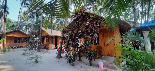 Om Ganesha Beach Huts