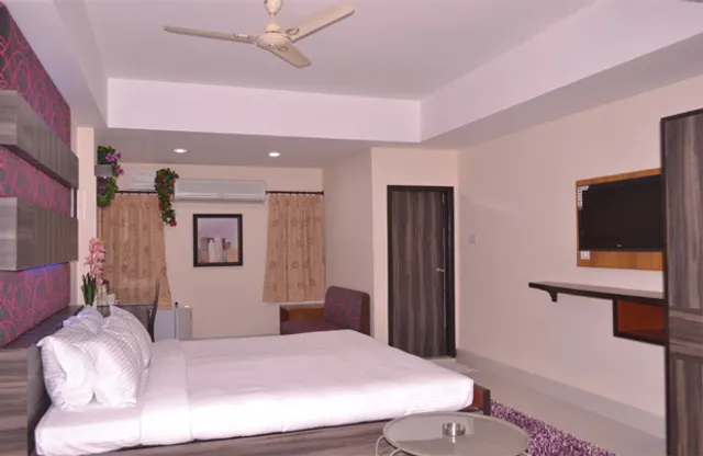 Bhadrak Hotel RK Residency