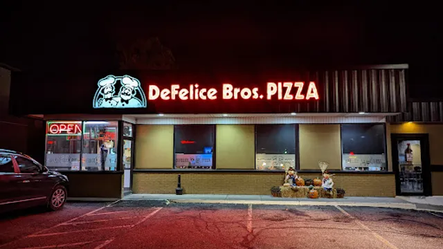 DeFelice Bros Pizza - St Clairsville