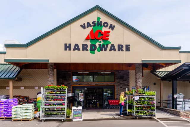 Vashon Ace Hardware