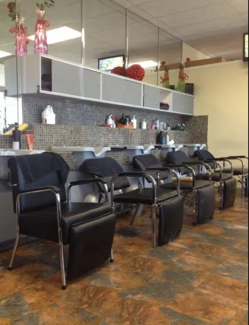 The Salon of Inglewood