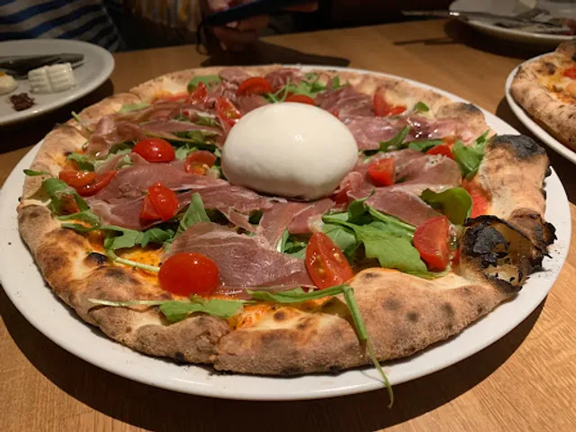Good Cheese Good Pizza Shibuya