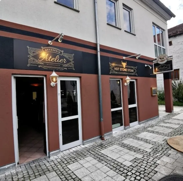 Steakhouse ATELIER Hot Stone Steak