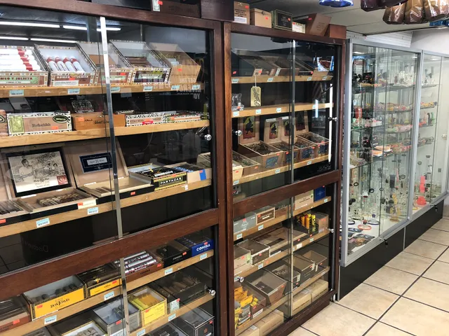 Pick N Pay Food Mart & Smoke Shop