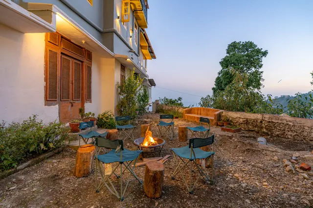 The Hosteller Mussoorie, Mall Road