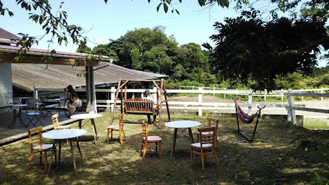 高秀牧場ミルク工房