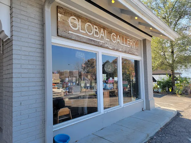 Global Gallery Coffee Shop