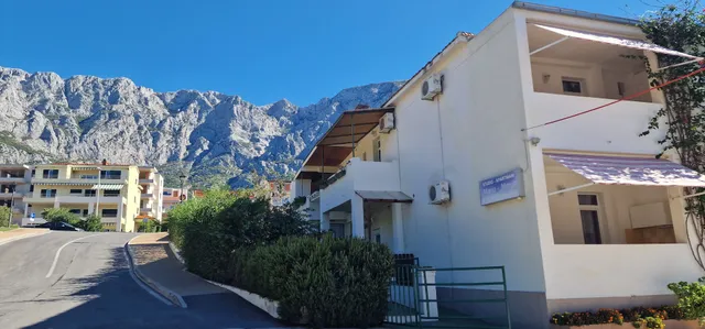 Studio Apartments Marija