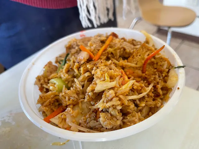 Wok's N Dumplings (Emerald)