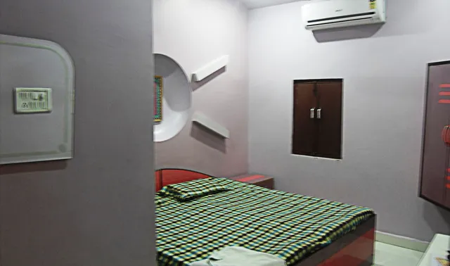 OYO 29231 Hotel Agarwal