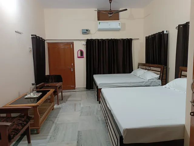 Raghuvar Dham Guest House