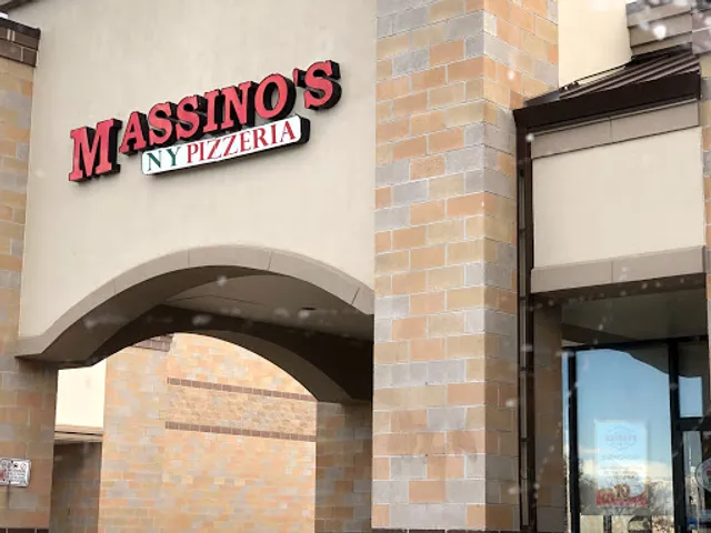 Massino's Pizzeria