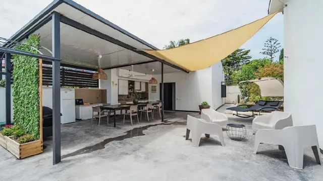 Airport Sicily home Palermo