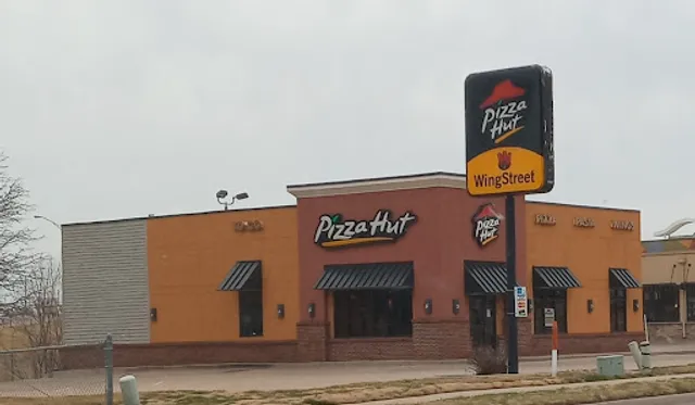 Pizza Hut