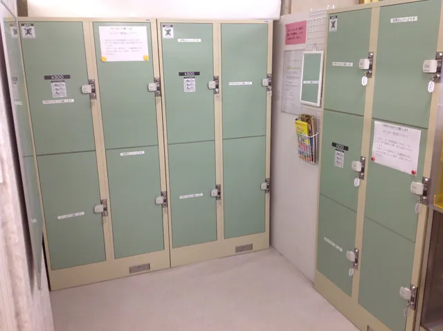 石垣書店・かもめコインロッカー