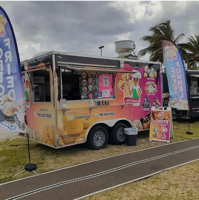 Food Trucks Fridays Fiesta Tropical Park