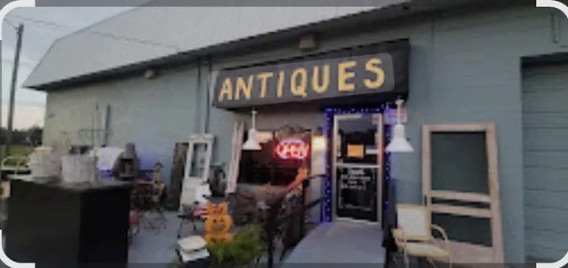 The Blooming House Junk Shop