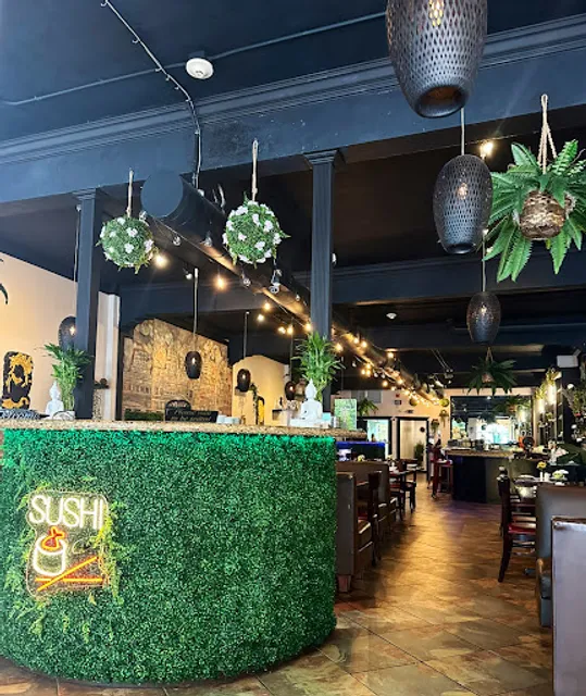 Hoshi & Sushi Thai Cuisine