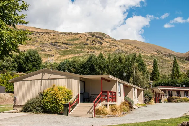 Mt Aspiring Holiday Park