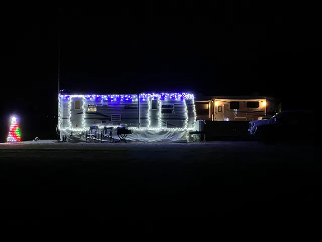 Oak Grove Tiny Home and RV Community