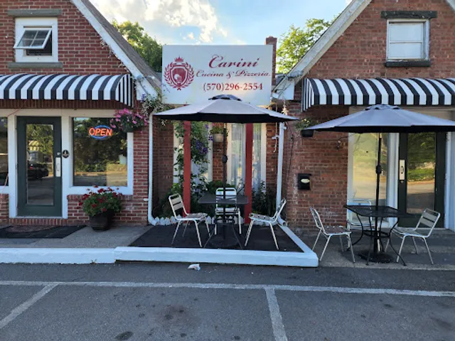 Carini Cucina E Pizzeria