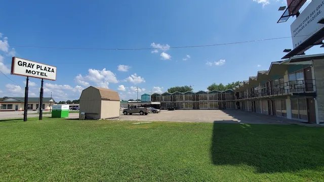 Gray Plaza Motel, Marion IL